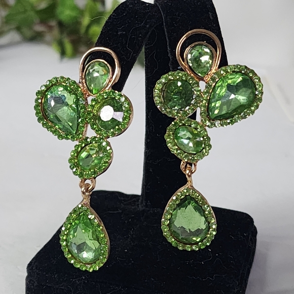 Gold Green Glam Crystal Glass Teardrop Earrings - Picture 3 of 7